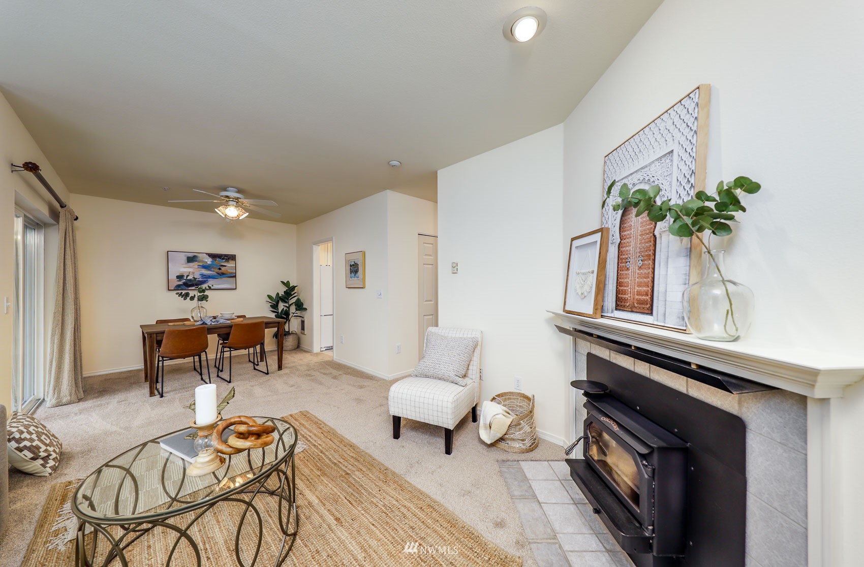 1220 Weaver Road Northwest, Unit D7 Bainbridge Island, WA 98110 - Photo 13 of 31 Gallery Image 13