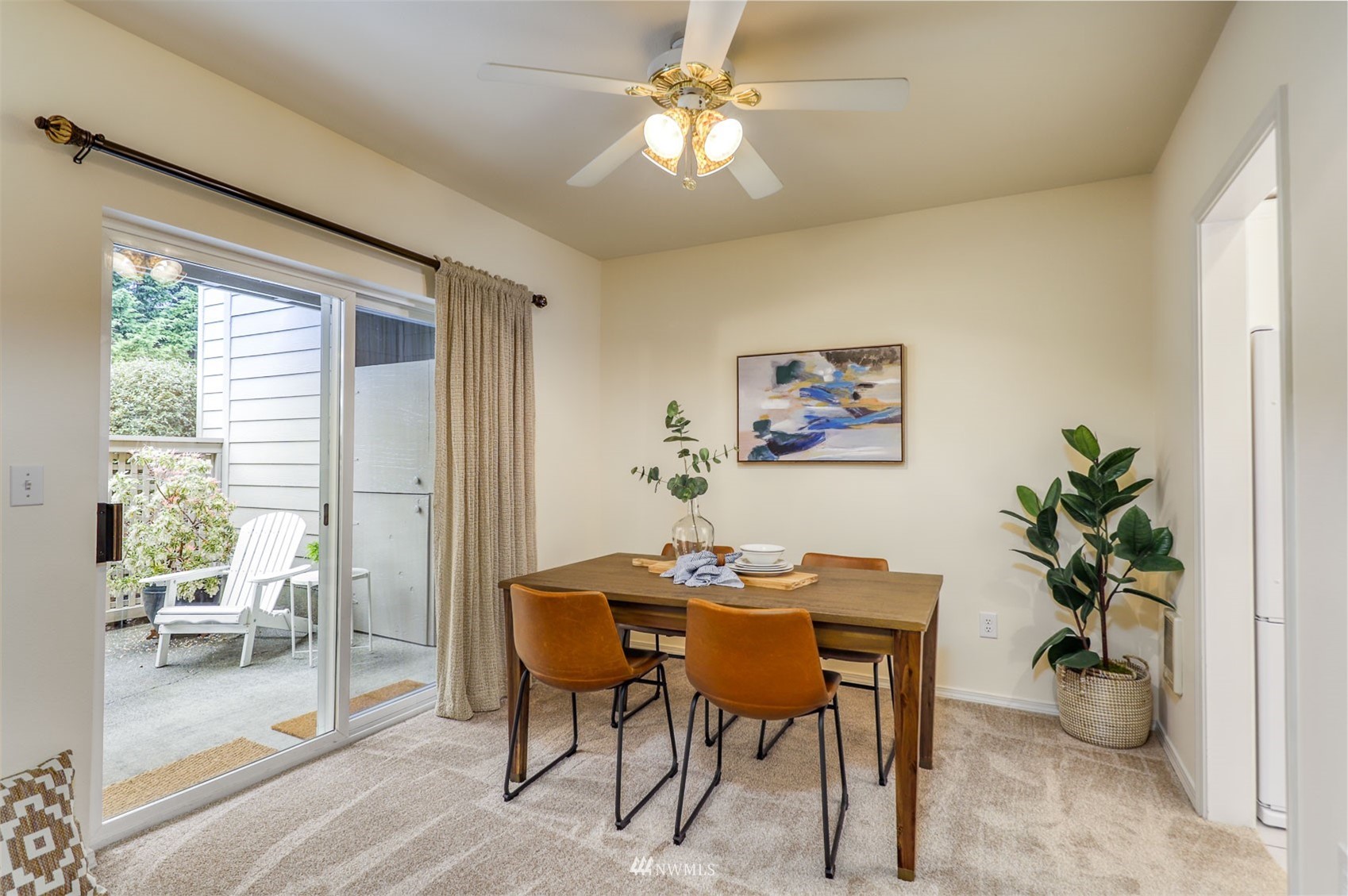 1220 Weaver Road Northwest, Unit D7 Bainbridge Island, WA 98110 - Photo 9 of 31 Gallery Image 9