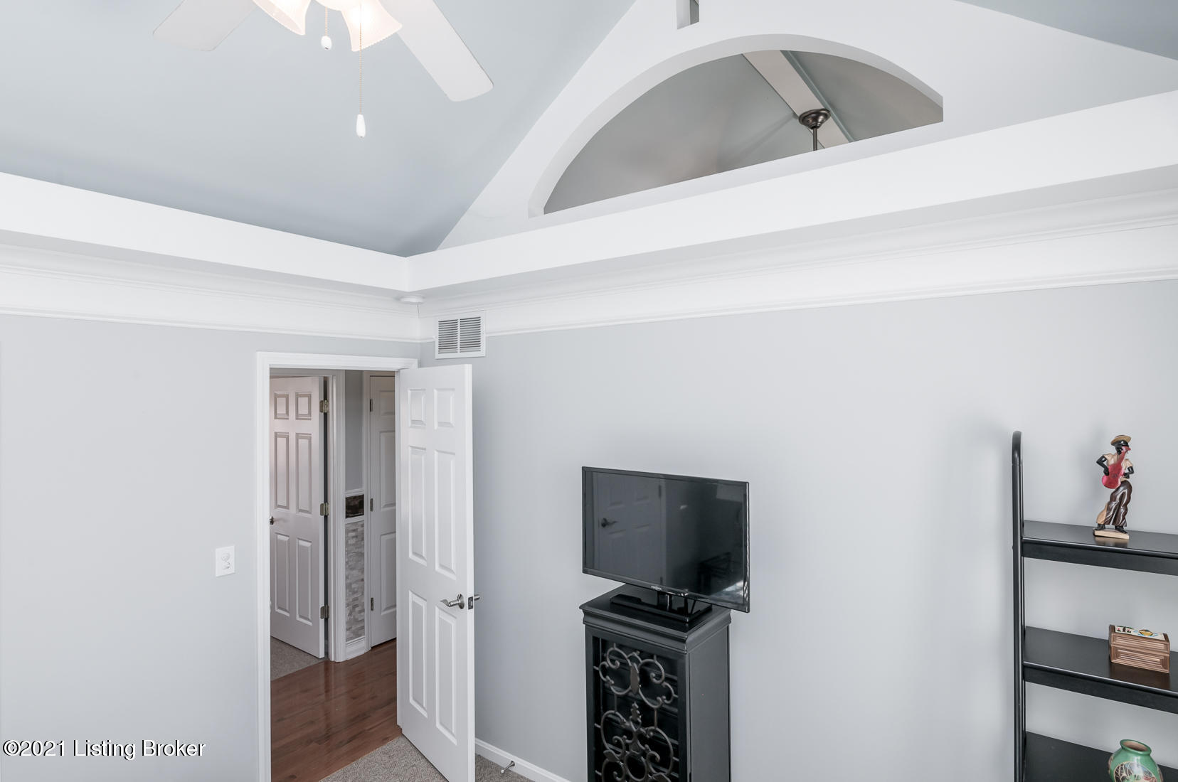 10608 Edgewater Road Louisville, KY 40223 - Photo 63 of 94 Listing-57