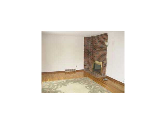 3904 Reed Road Upper Arlington, OH 43220 - Photo 4 of 9