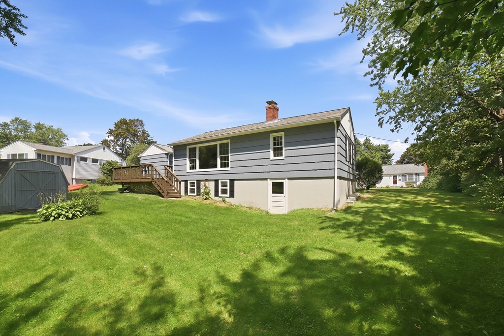 113 Stoneleigh Road Holden, MA 01520 - Photo 25 of 25 Gallery Image 25