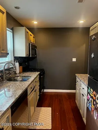 $2,100 | 11 Spring Lane, East Stroudsburg, PA 18301