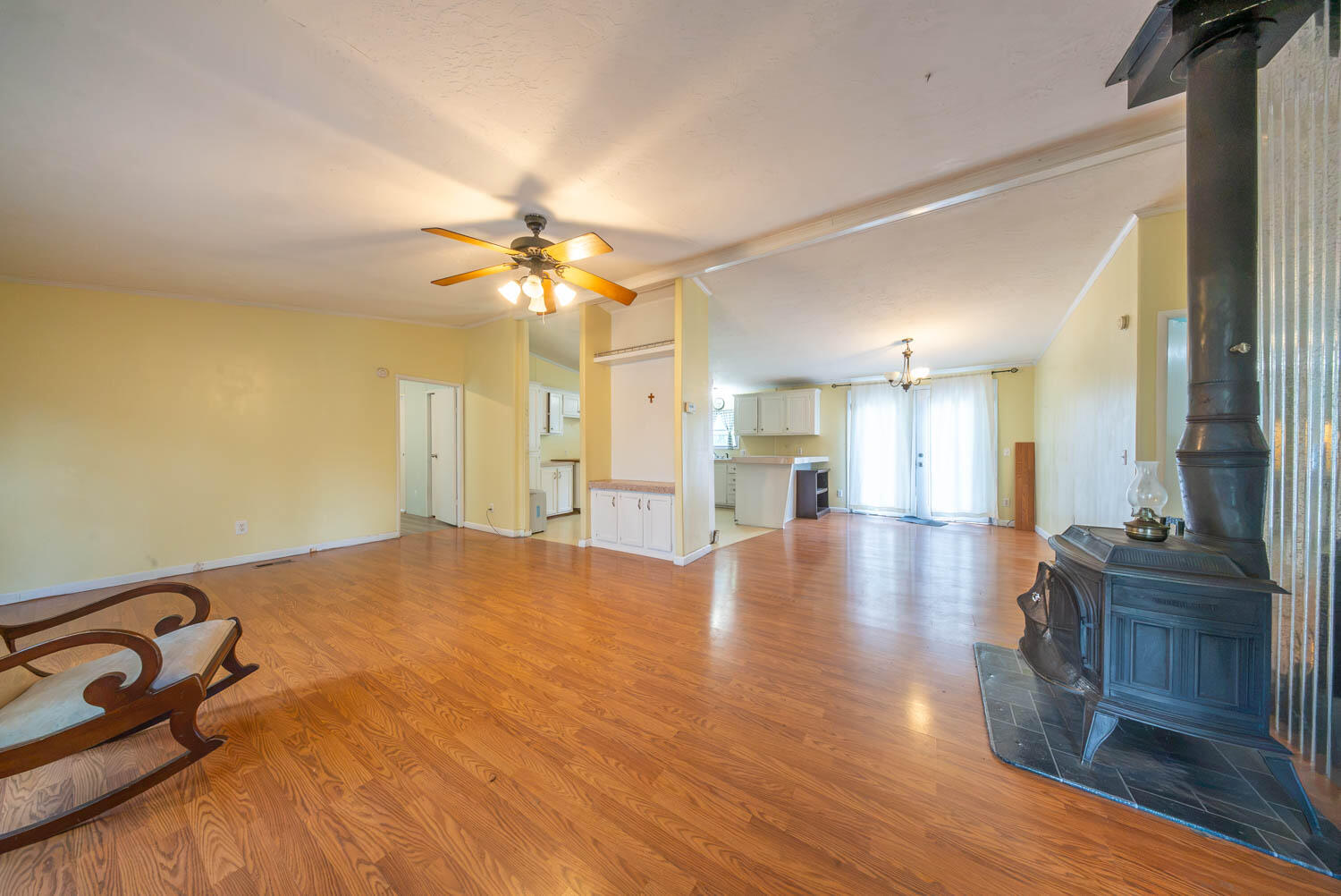 155 South 12th Street Mammoth Spring, AR 72554 - Photo 8 of 40 3 bed 2 bath home021