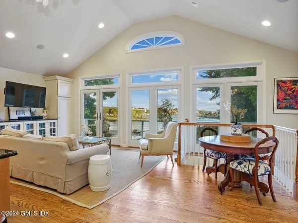 $2,350,000 | 201 Shore Road, Greenwich, CT 06830