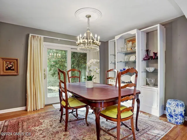 $2,350,000 | 201 Shore Road, Greenwich, CT 06830