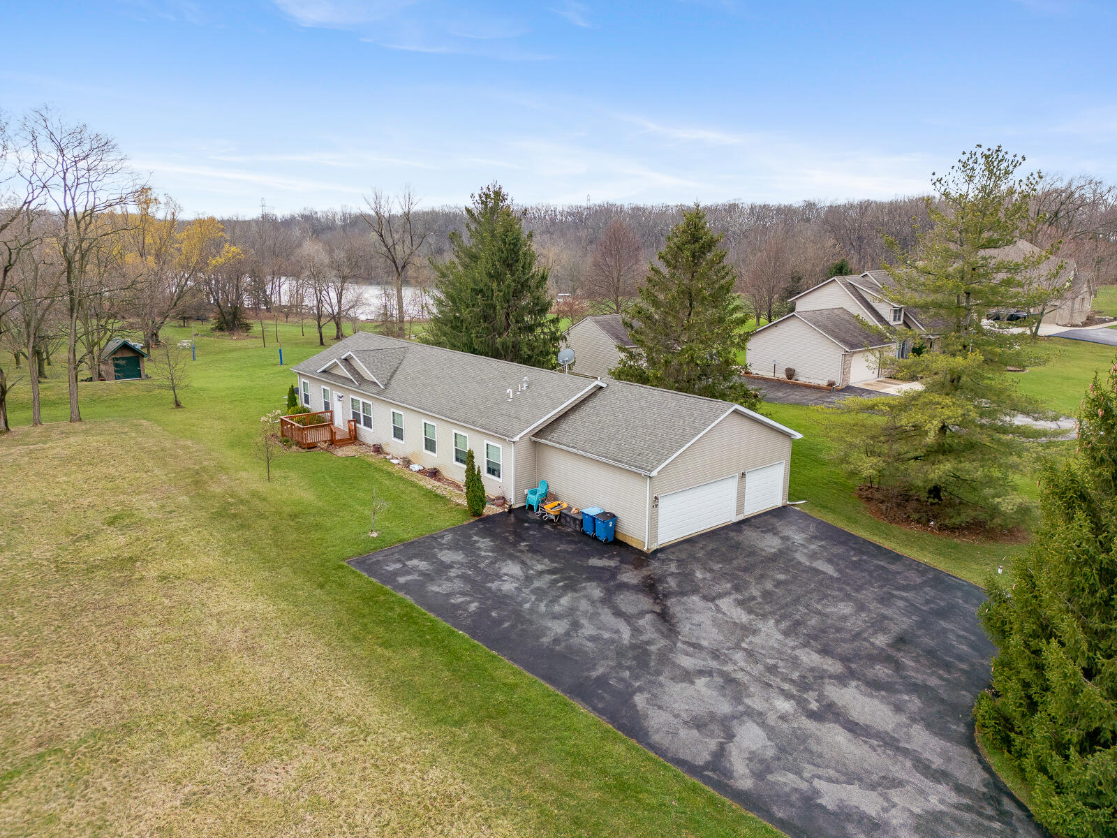 678 West Division Road Hebron, IN 46341 - Photo 16 of 79 1600x1200