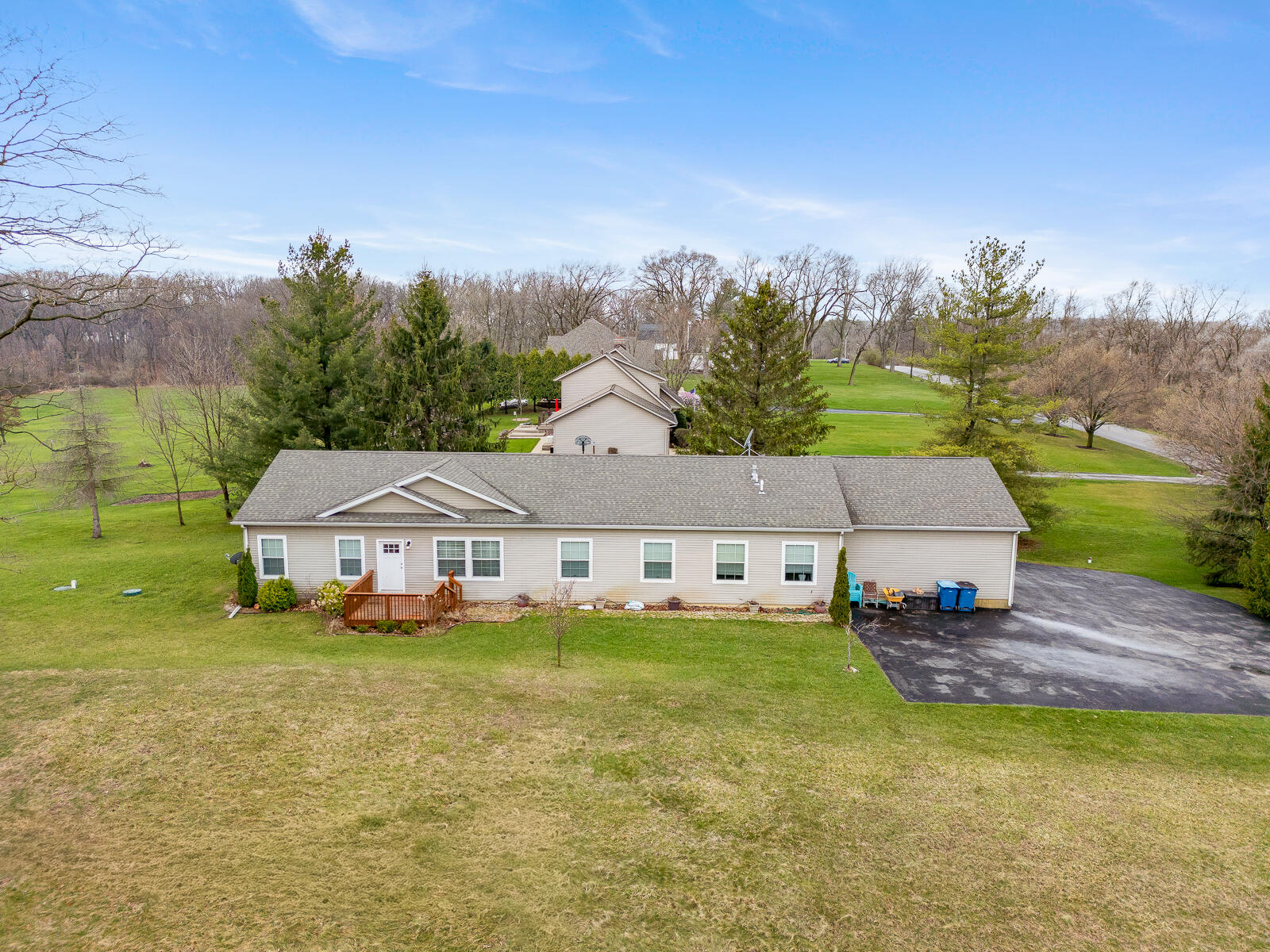 678 West Division Road Hebron, IN 46341 - Photo 18 of 79 1600x1200