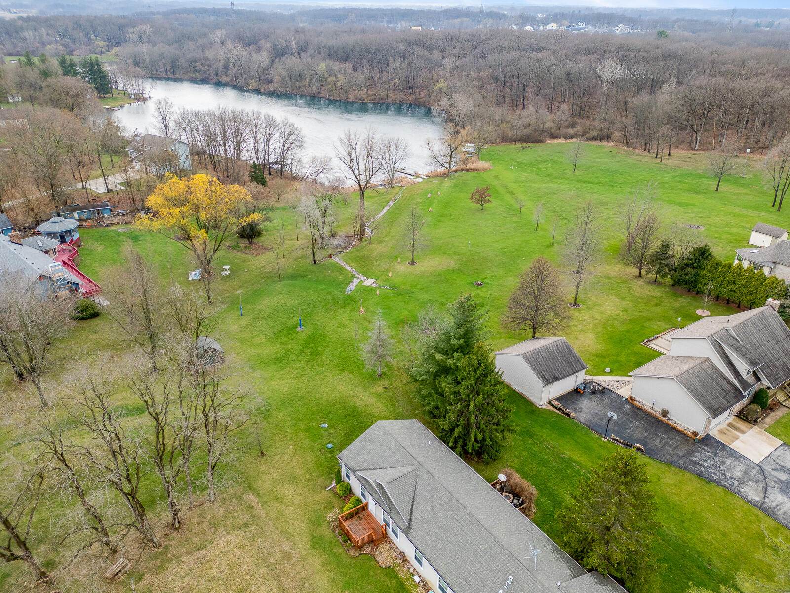 678 West Division Road Hebron, IN 46341 - Photo 20 of 79 1600x1200