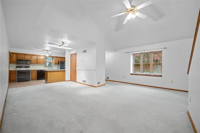 $227,500 | 806 Magnolia Court, Saxonburg, PA 16056