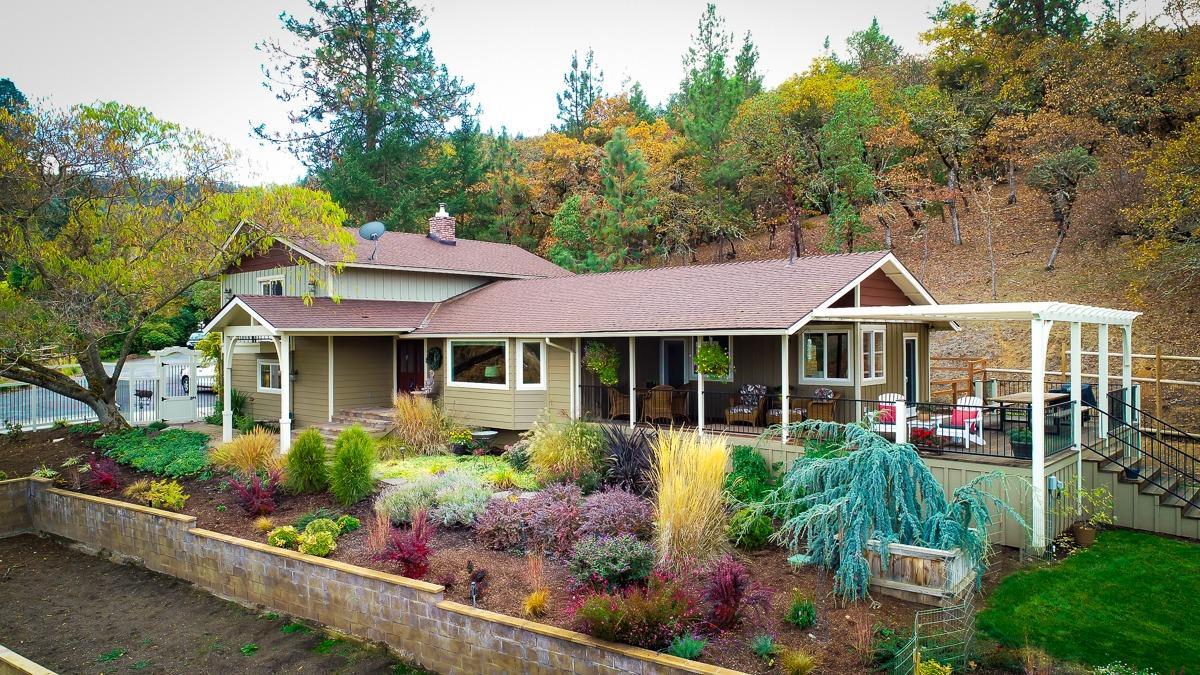 2069 Knowles Road Medford, OR 97501 - Photo 7 of 35 Additional Photo