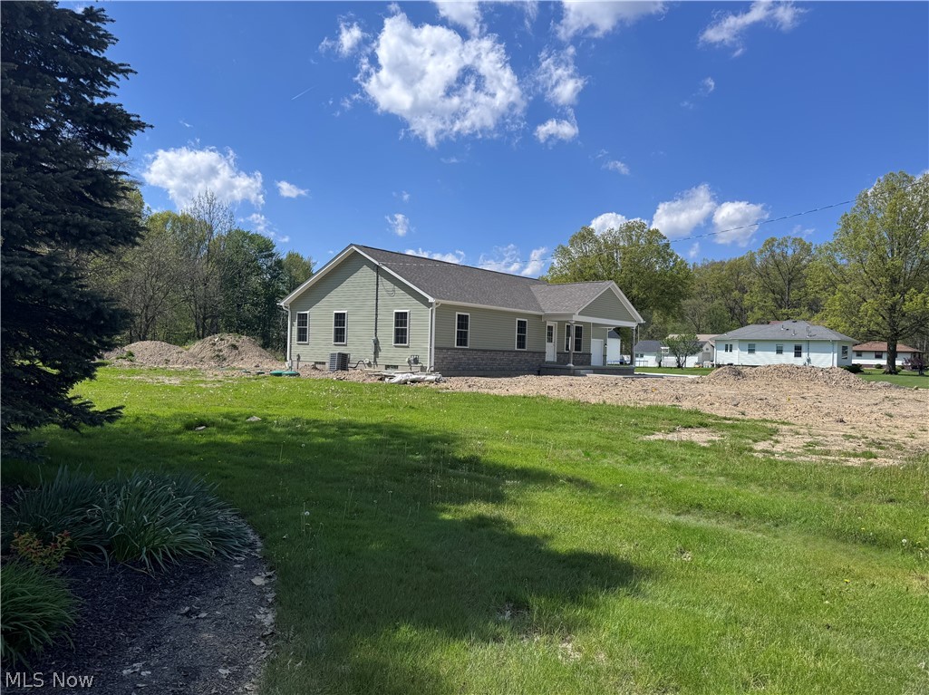 406 South Raccoon Road Youngstown, OH 44515 - Photo 3 of 27