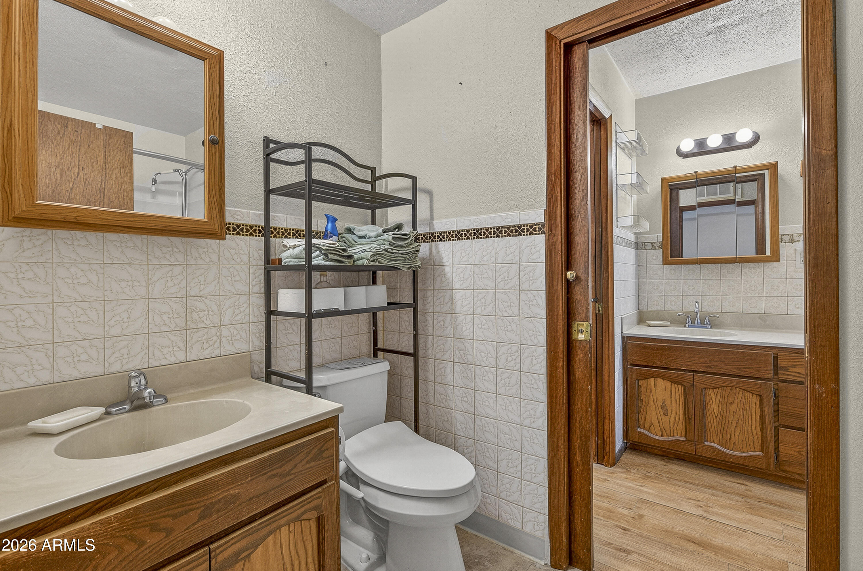 633 Oasis Road Camp Verde, AZ 86322 - Photo 37 of 50 a bathroom with a sink toilet and shower