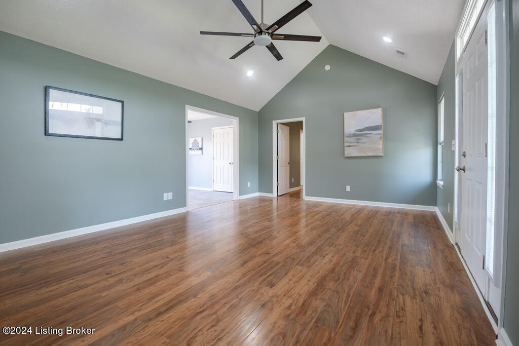 336 Forest Ridge Drive Mount Washington, KY 40047 - Photo 4 of 24 Great Room