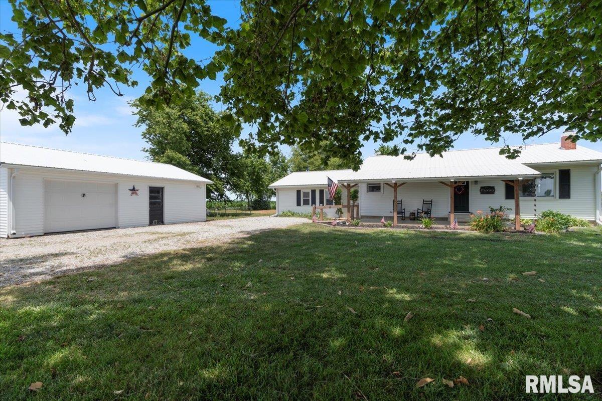 3104 Robin Road Alexander, IL 62601 - Photo 1 of 26