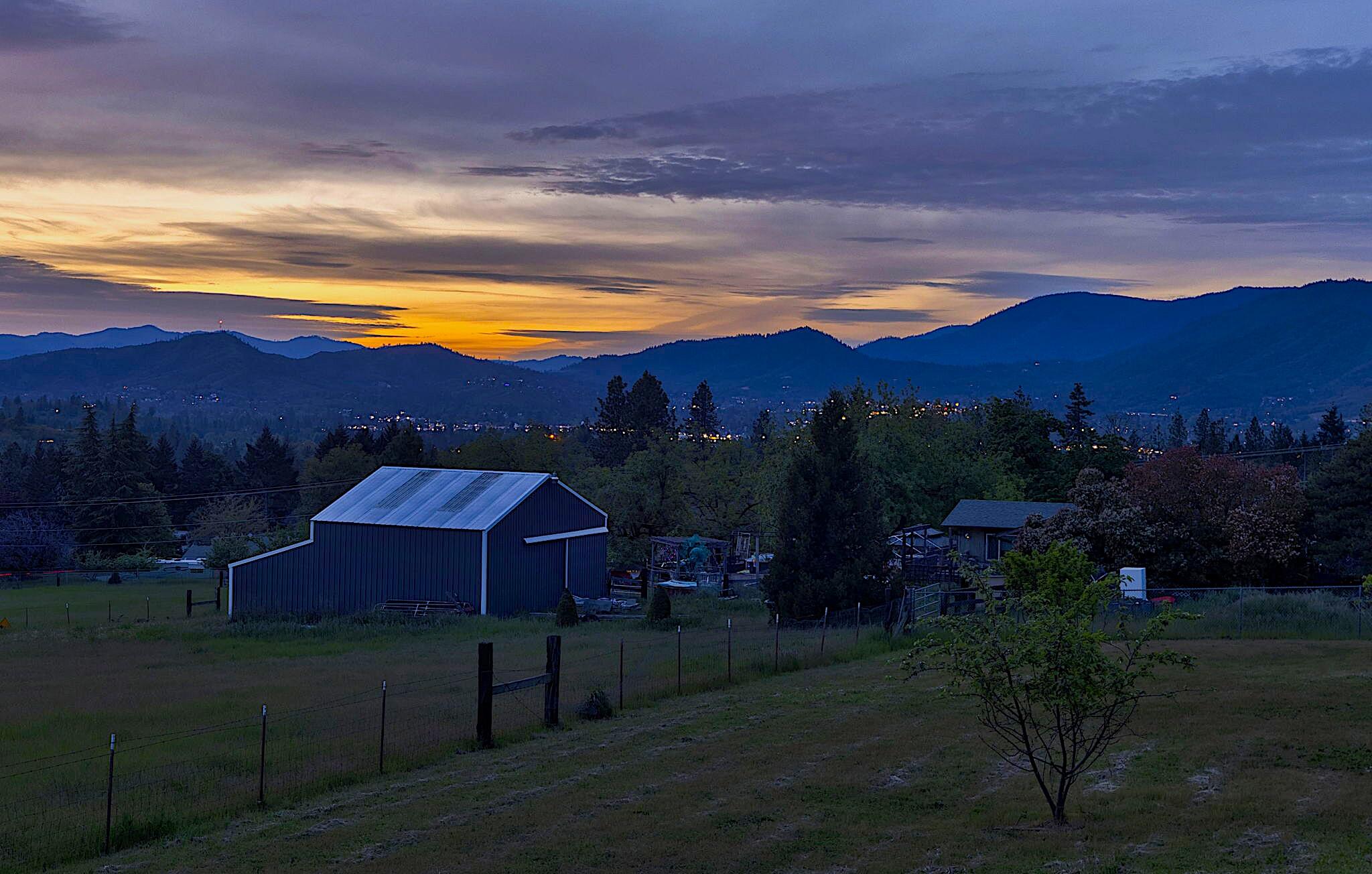 587 Summit Loop Grants Pass, OR 97527 - Photo 57 of 59 54-web-or-mls-587-summit-loop