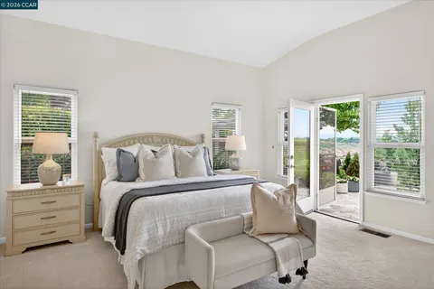 $2,998,800 | 3643 Country Club Terrace, Danville, CA 94506