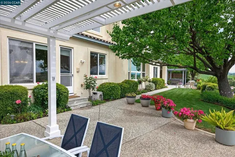 $2,998,800 | 3643 Country Club Terrace, Danville, CA 94506