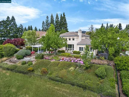 $2,998,800 | 3643 Country Club Terrace, Danville, CA 94506