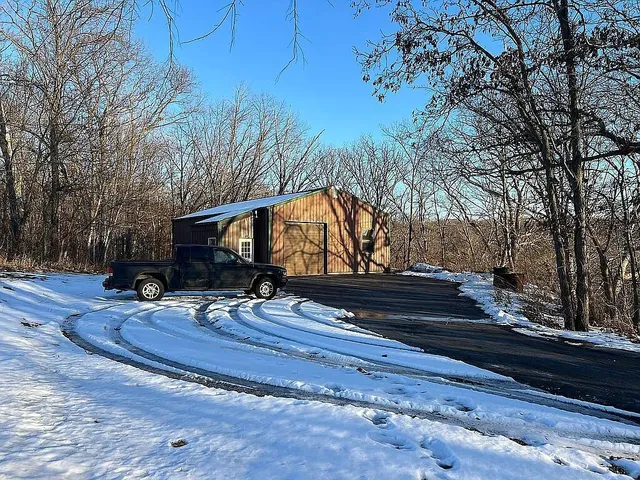 $599,000 | 675 East County Road 1180, Sutter, IL 62379