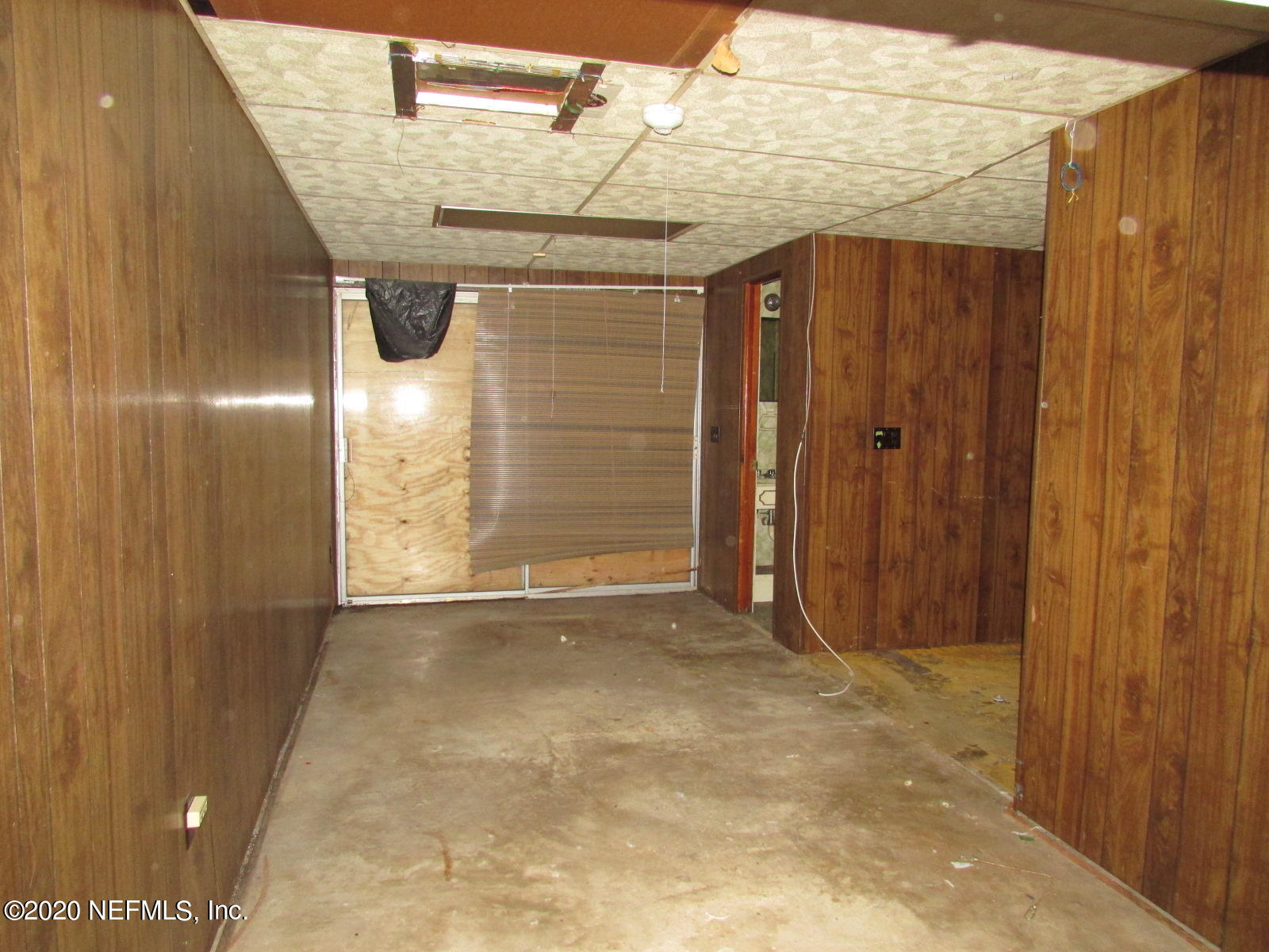 428 Sapelo Road Jacksonville, FL 32216 - Photo 11 of 34 2nd Living area