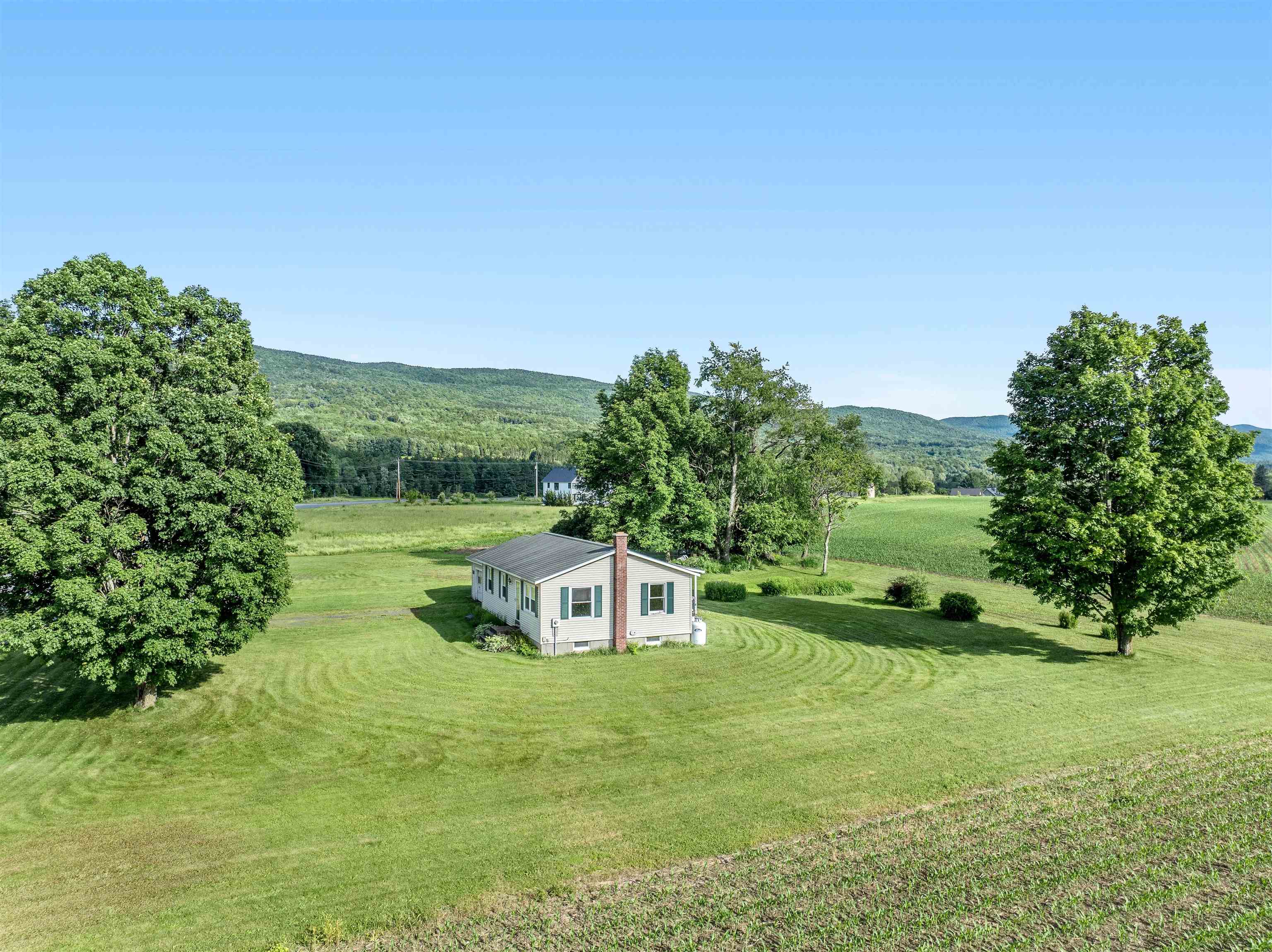 2480 East Warren Road Waitsfield, VT 05673 - Photo 31 of 37