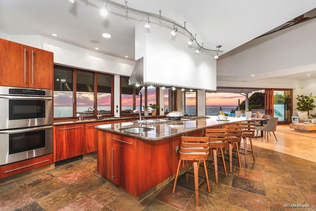 462 Moonlight Lane Encinitas, CA 92024 - Photo 8 of 24