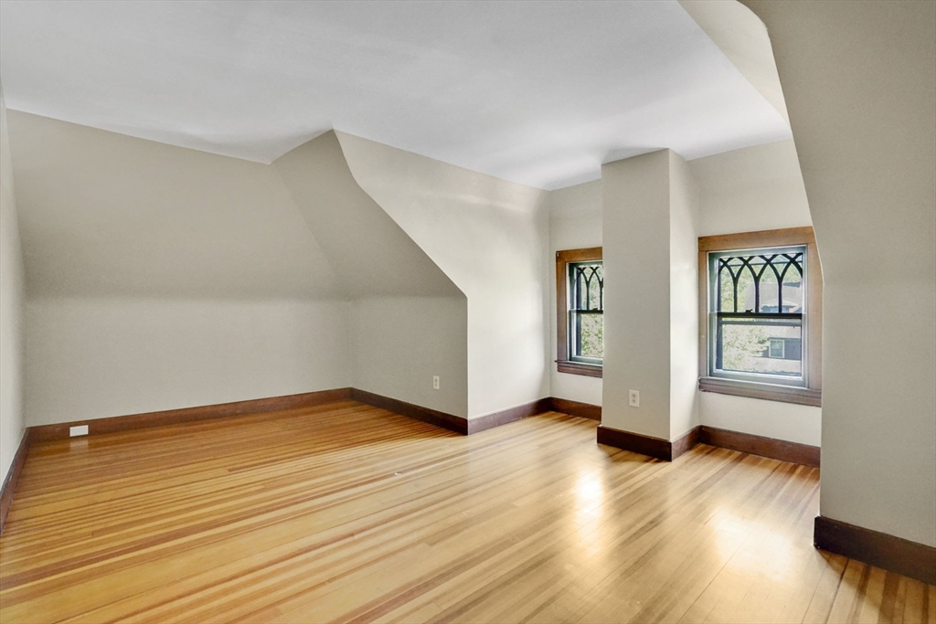 111 Magnolia Terrace Springfield, MA 01108 - Photo 32 of 42