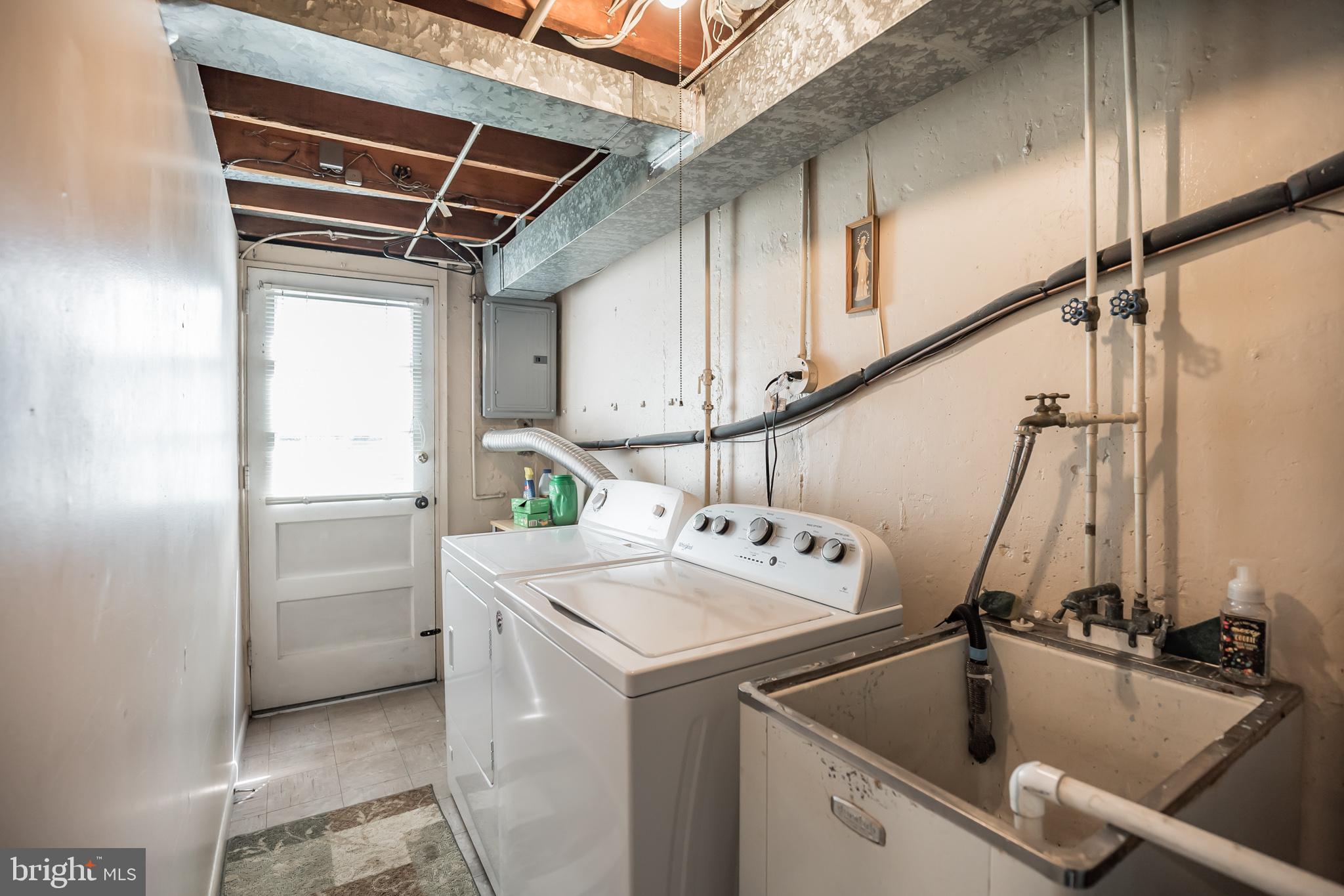 10107 North Canterbury Road Philadelphia, PA 19114 - Photo 27 of 30 Laundry/Utilities Room