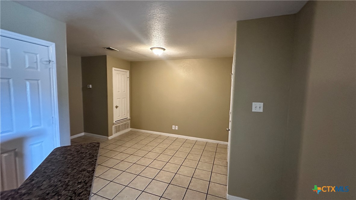 3209 Baldwin Loop, Unit A Killeen, TX 76549 - Photo 3 of 9 a view of bedroom