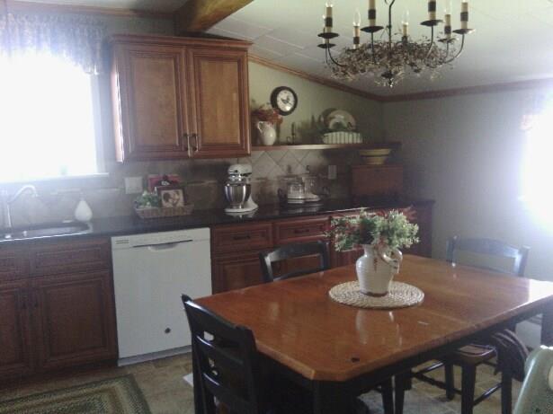 554 Garrett Shortcut Road Berlin, PA 15530 - Photo 5 of 15 Gallery Image 5