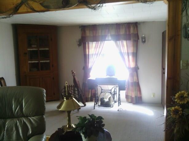 554 Garrett Shortcut Road Berlin, PA 15530 - Photo 8 of 15 Gallery Image 8