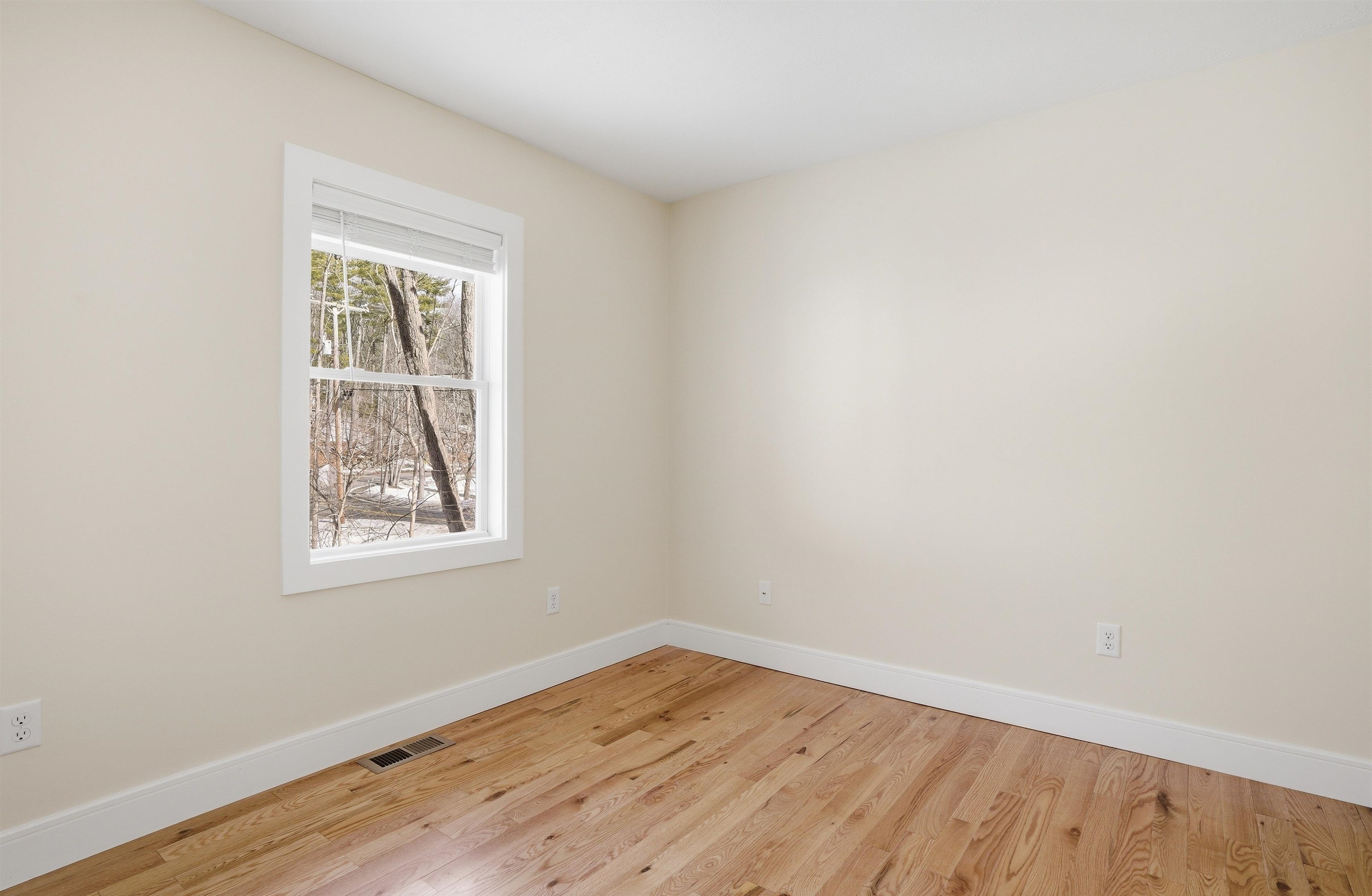 50 Cobbetts Pond Road Windham, NH 03087 - Photo 17 of 50