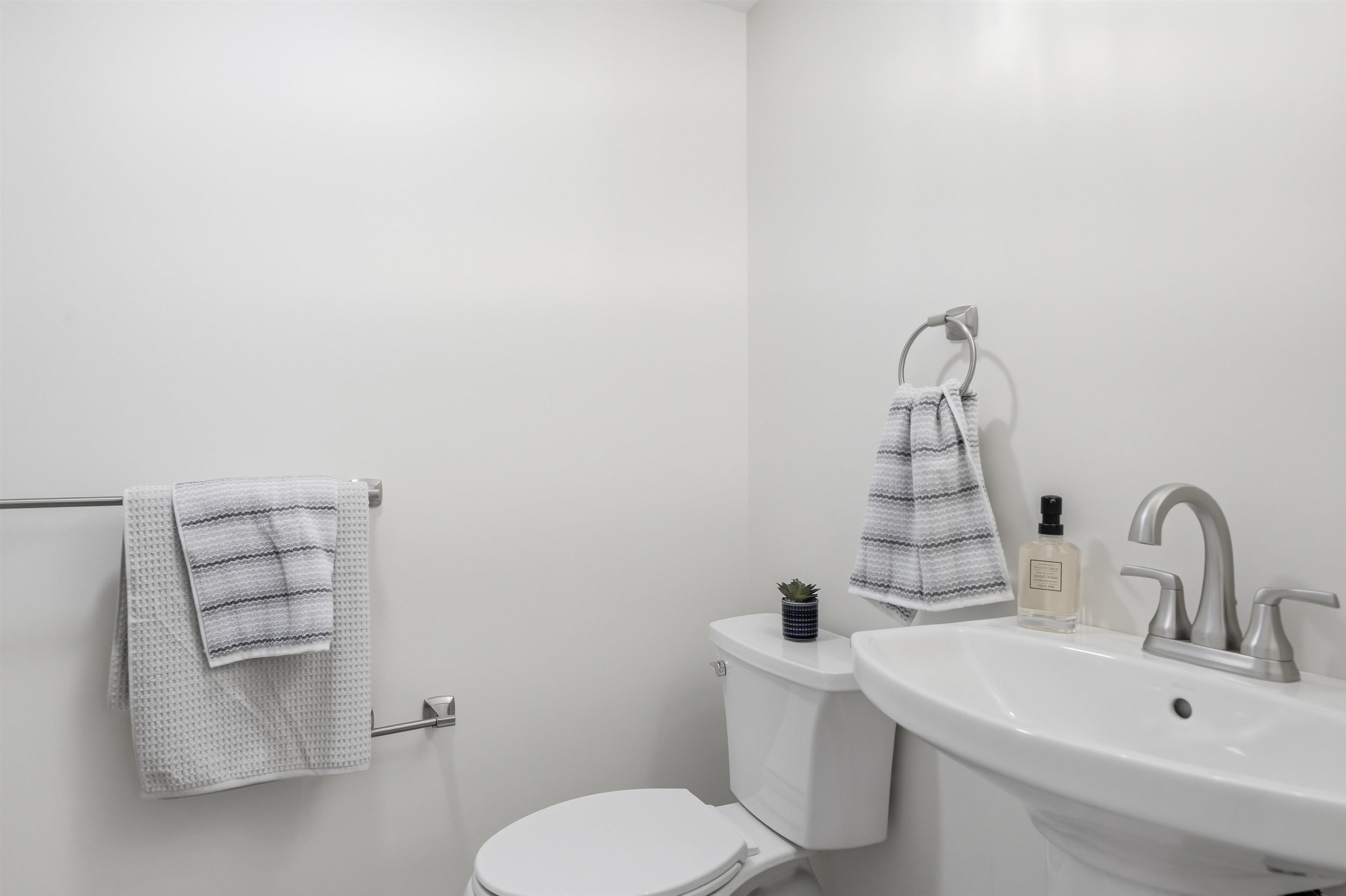 50 Cobbetts Pond Road Windham, NH 03087 - Photo 27 of 50