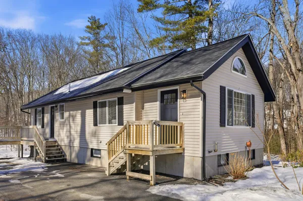$599,900 | 50 Cobbetts Pond Road, Windham, NH 03087