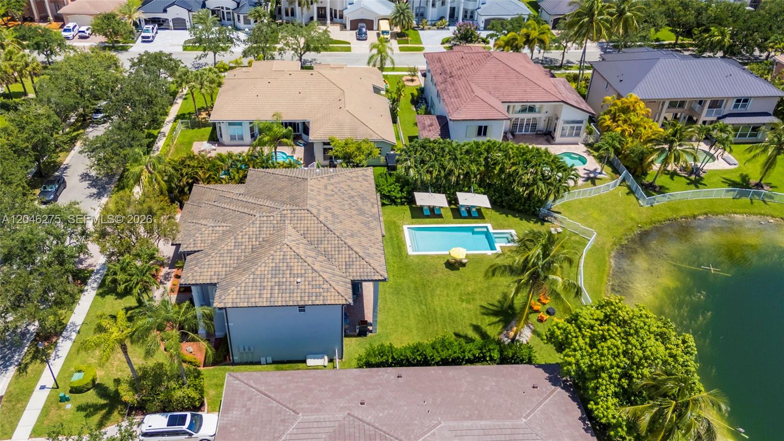 4135 Southwest 186th Way Miramar, FL 33029 - Photo 70 of 76