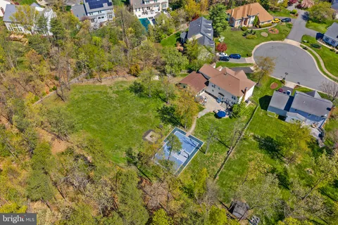 $1,385,000 | 21247 Smokehouse Court, Ashburn, VA 20147
