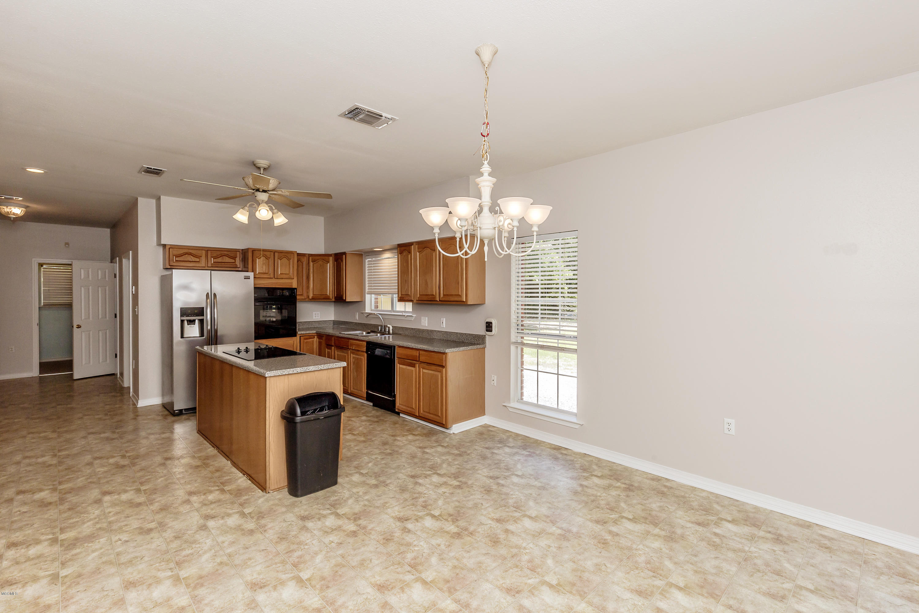 2112 Old Shell Landing Road Ocean Springs, MS 39564 - Photo 20 of 85 IMG_6377