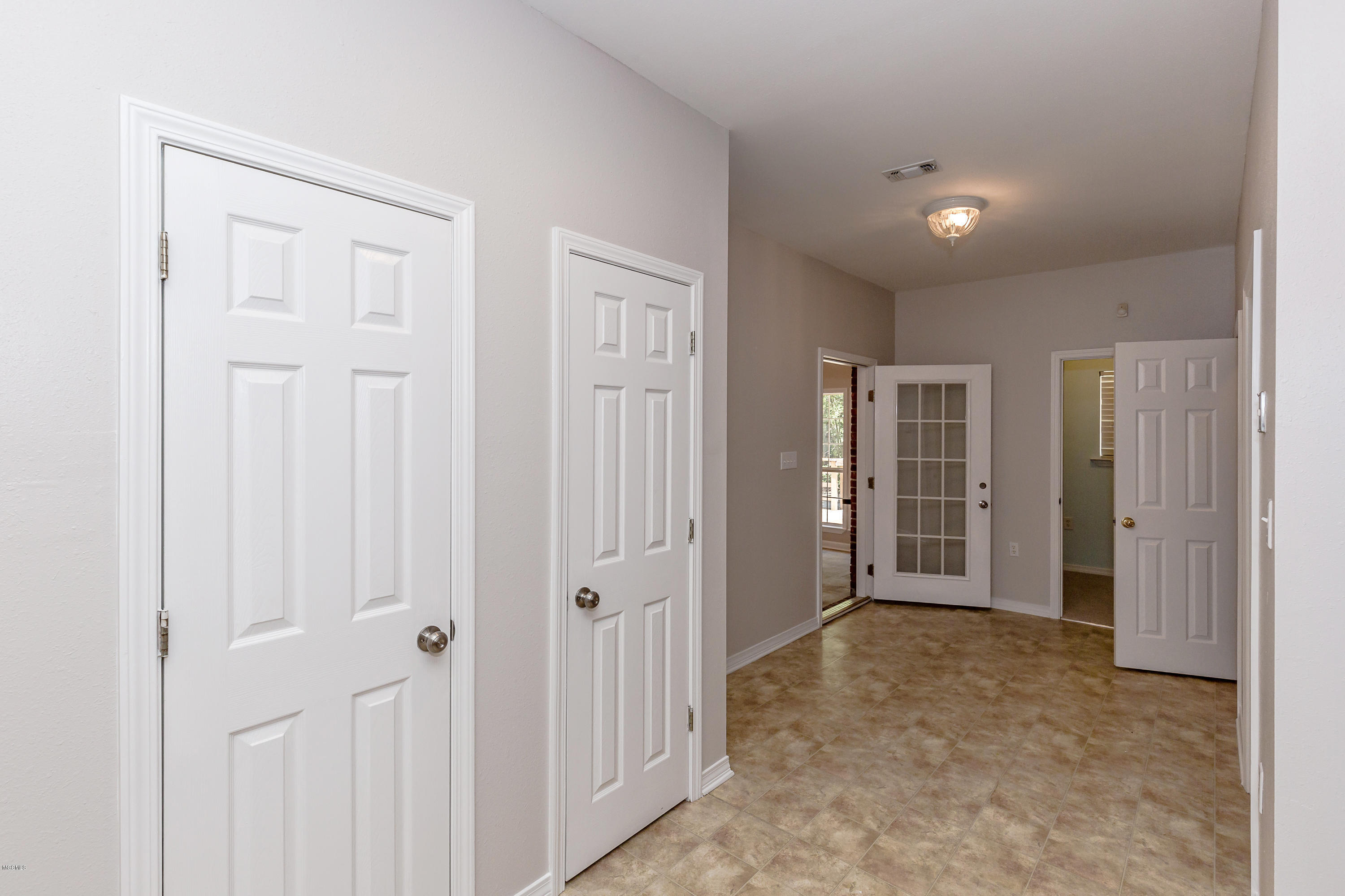2112 Old Shell Landing Road Ocean Springs, MS 39564 - Photo 28 of 85 IMG_6384