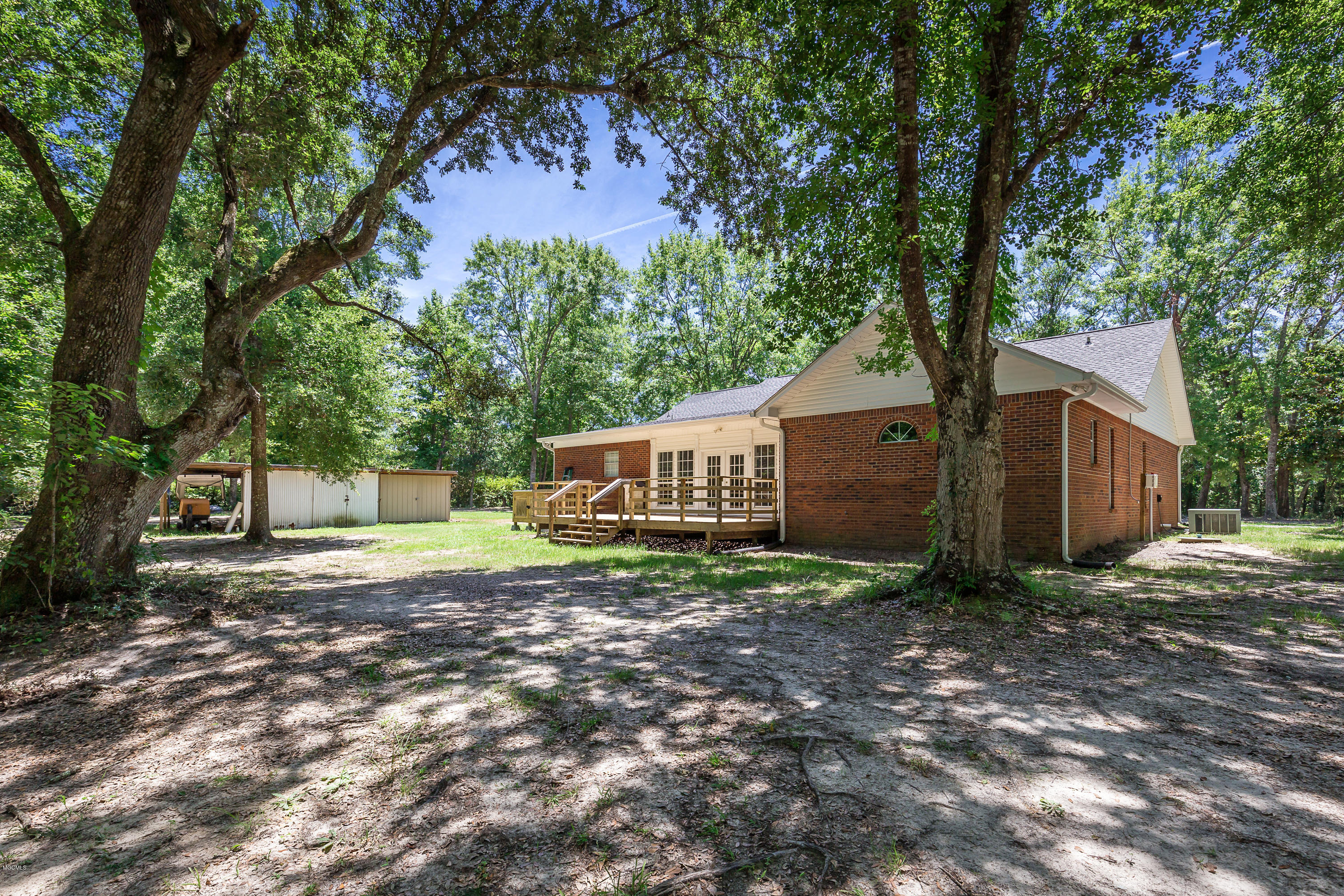 2112 Old Shell Landing Road Ocean Springs, MS 39564 - Photo 4 of 85 IMG_6451