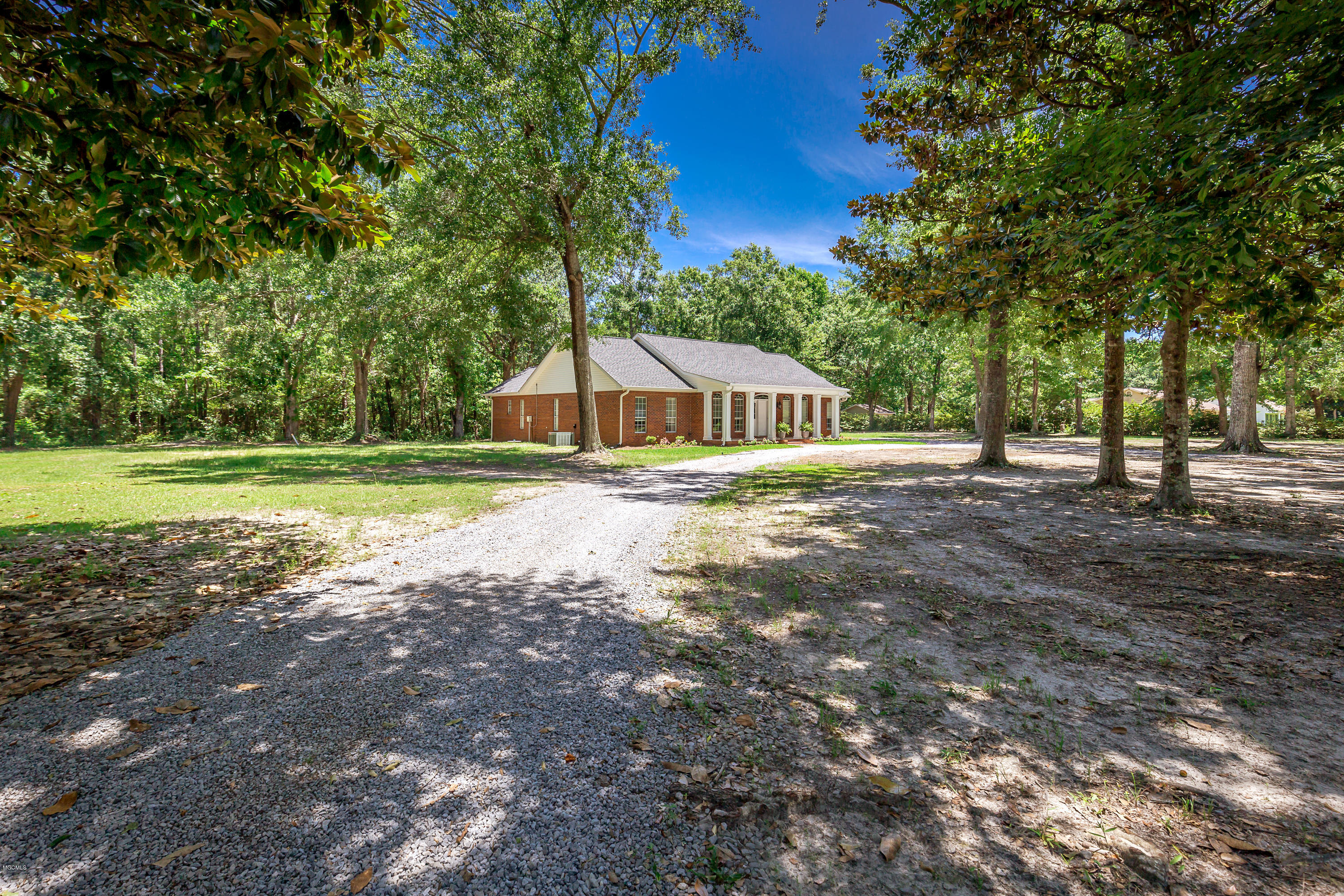 2112 Old Shell Landing Road Ocean Springs, MS 39564 - Photo 51 of 85 IMG_6332