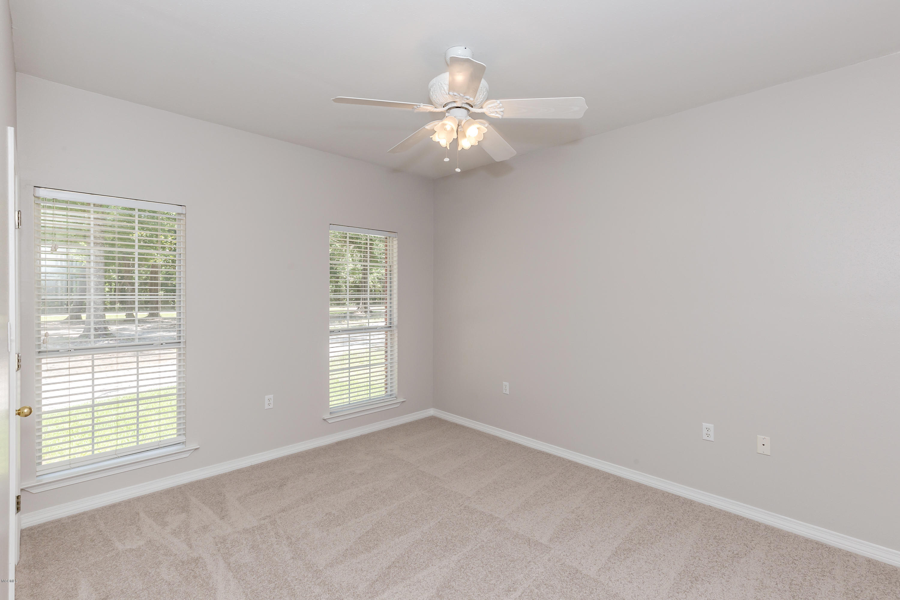 2112 Old Shell Landing Road Ocean Springs, MS 39564 - Photo 58 of 85 IMG_6411