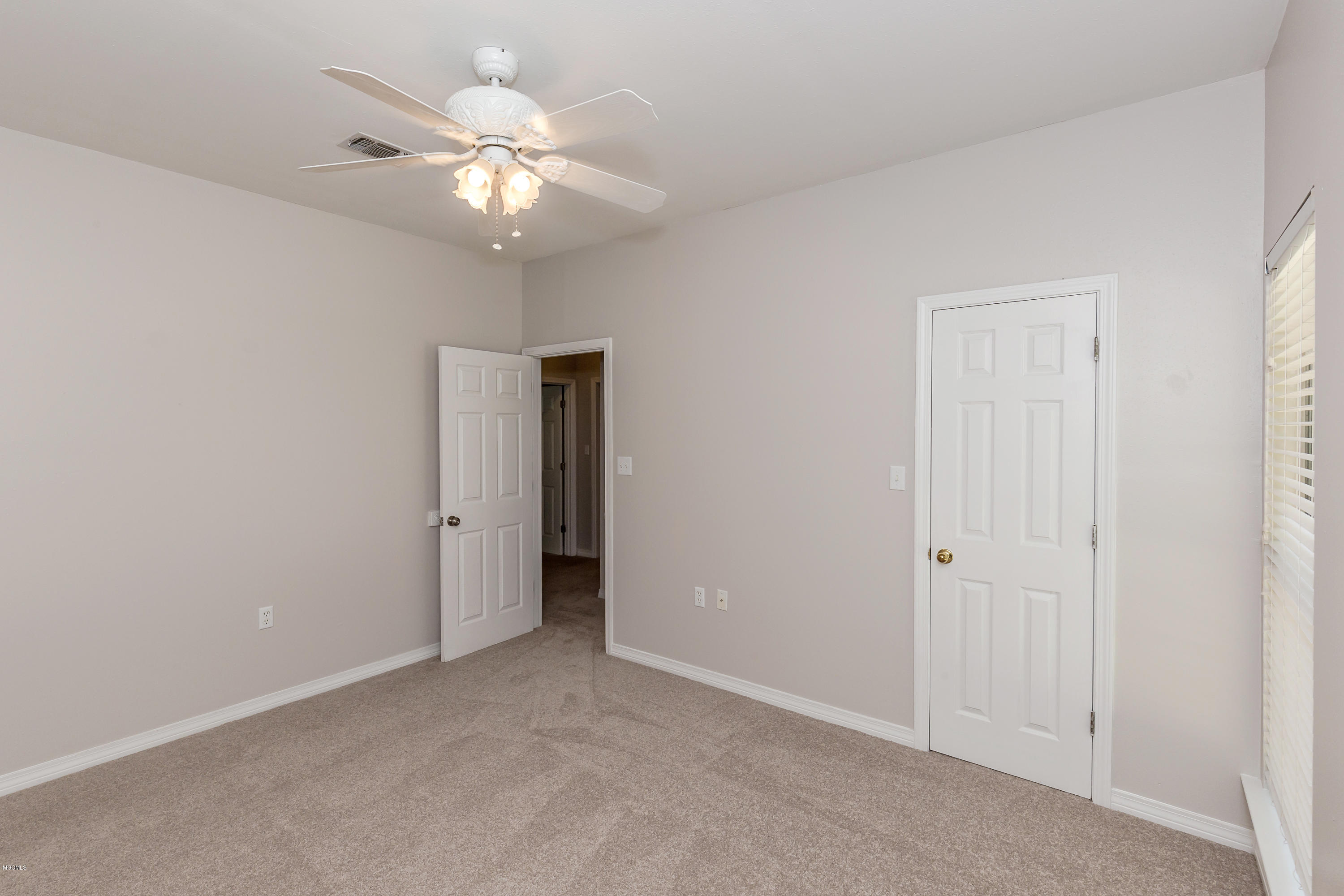 2112 Old Shell Landing Road Ocean Springs, MS 39564 - Photo 60 of 85 IMG_6413