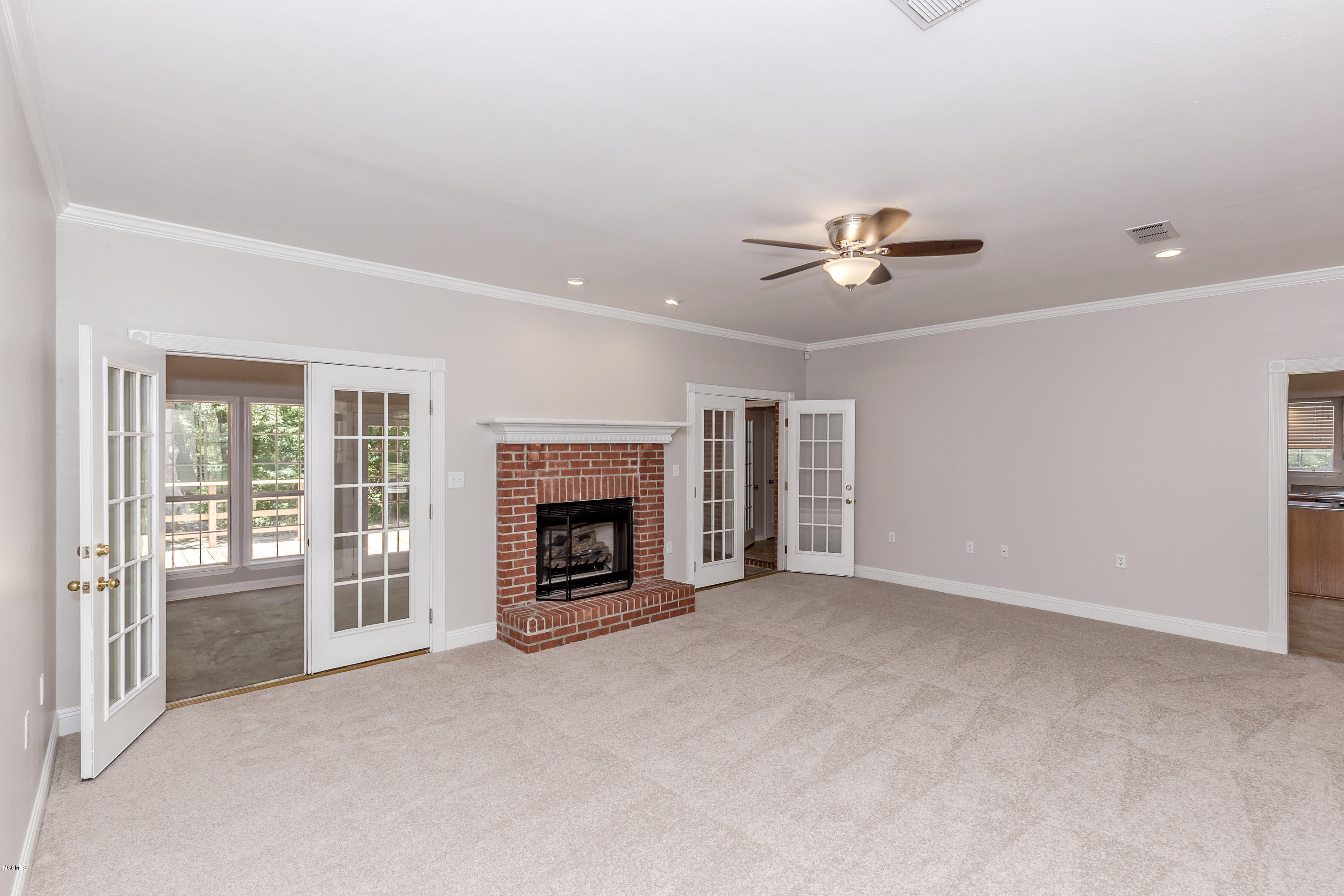 2112 Old Shell Landing Road Ocean Springs, MS 39564 - Photo 64 of 85 IMG_6416
