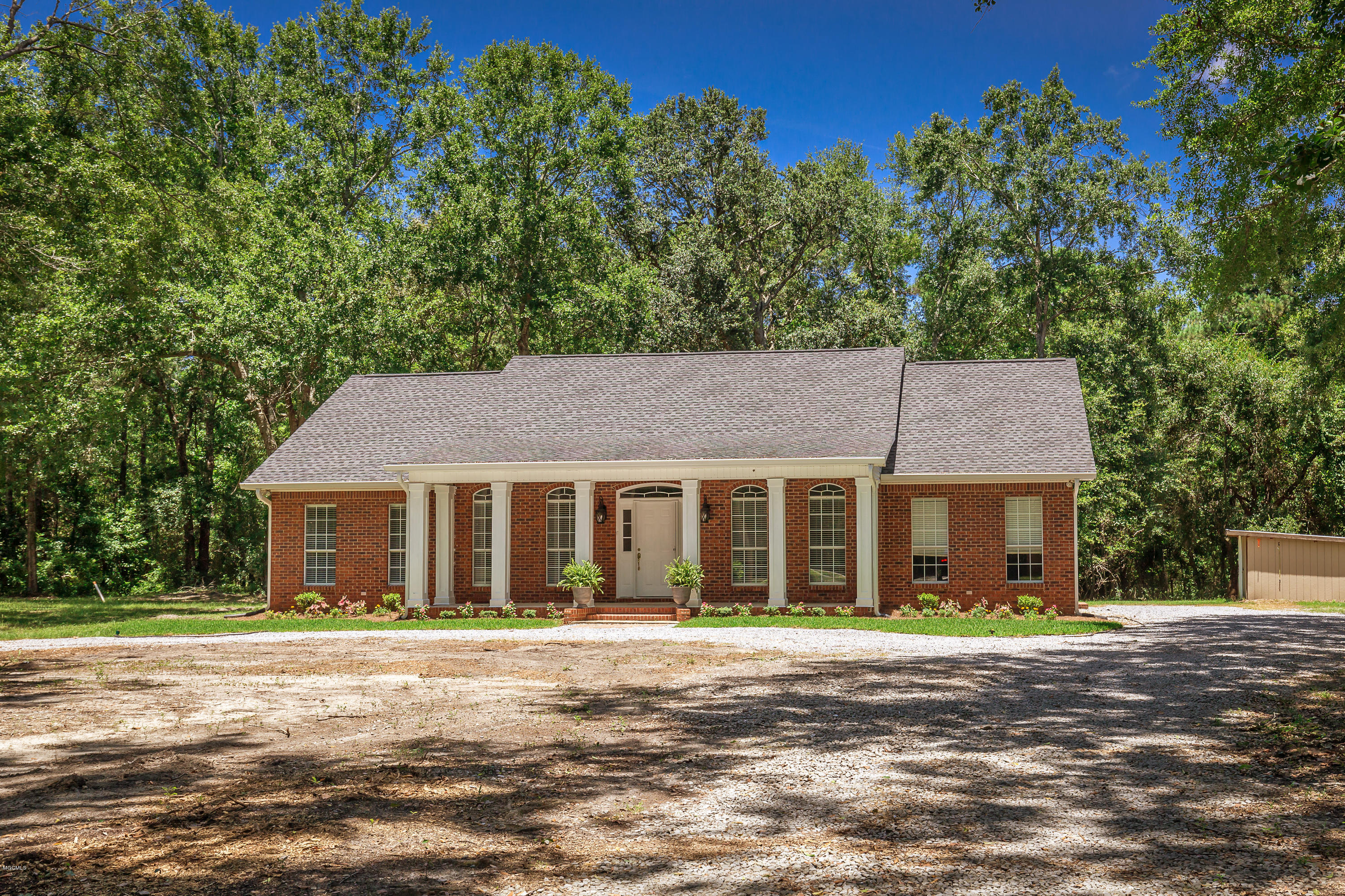 2112 Old Shell Landing Road Ocean Springs, MS 39564 - Photo 83 of 85 IMG_6475
