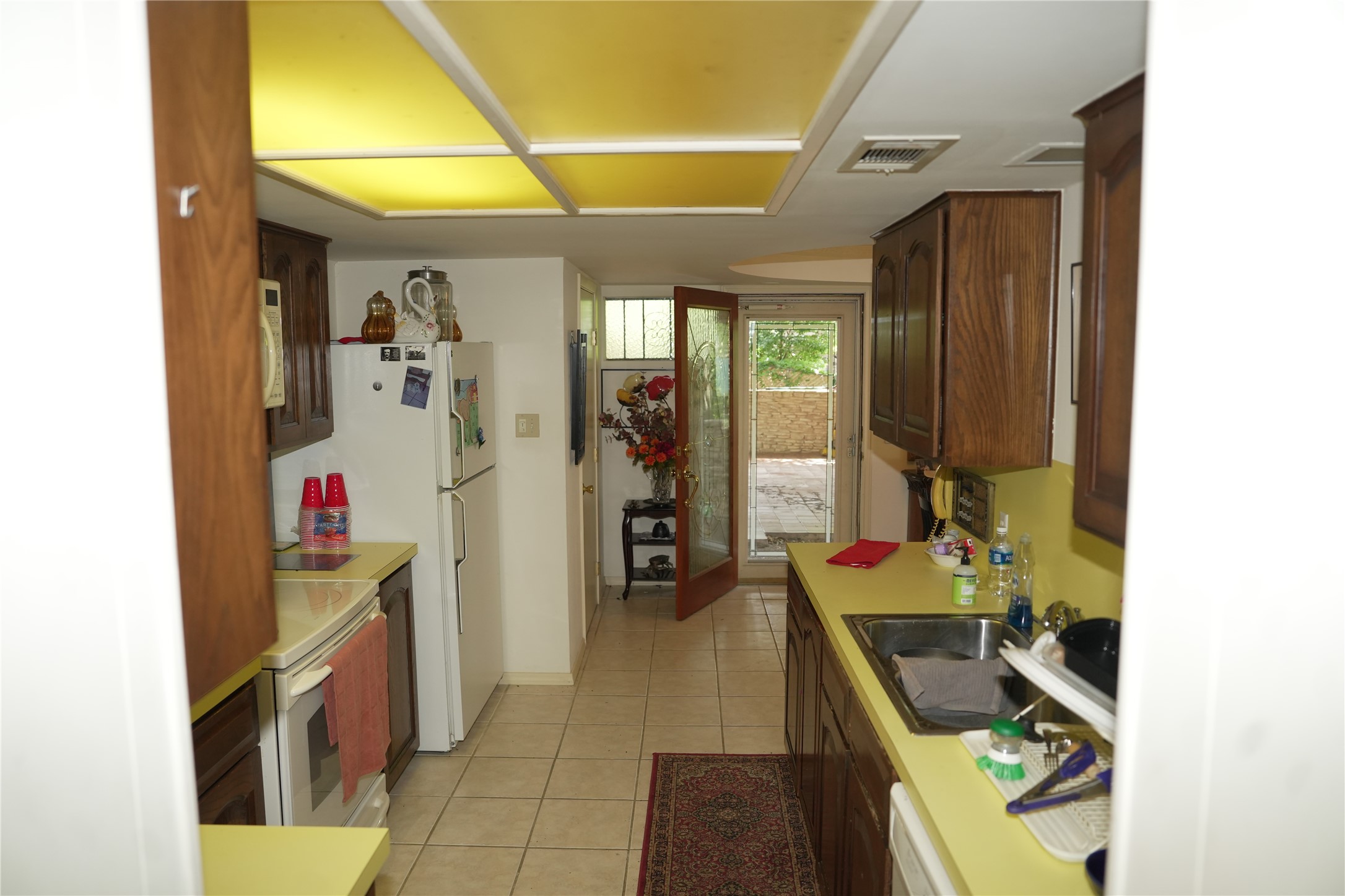 7044 Comanche Trail Austin, TX 78732 - Photo 11 of 41