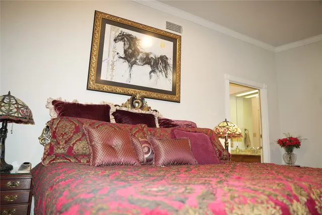 $2,990,000 | 7044 Comanche Trail, Austin, TX 78732