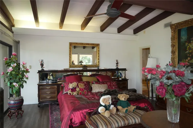 $2,990,000 | 7044 Comanche Trail, Austin, TX 78732