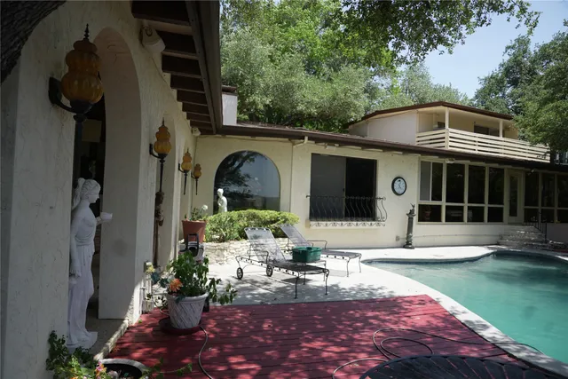 $2,990,000 | 7044 Comanche Trail, Austin, TX 78732