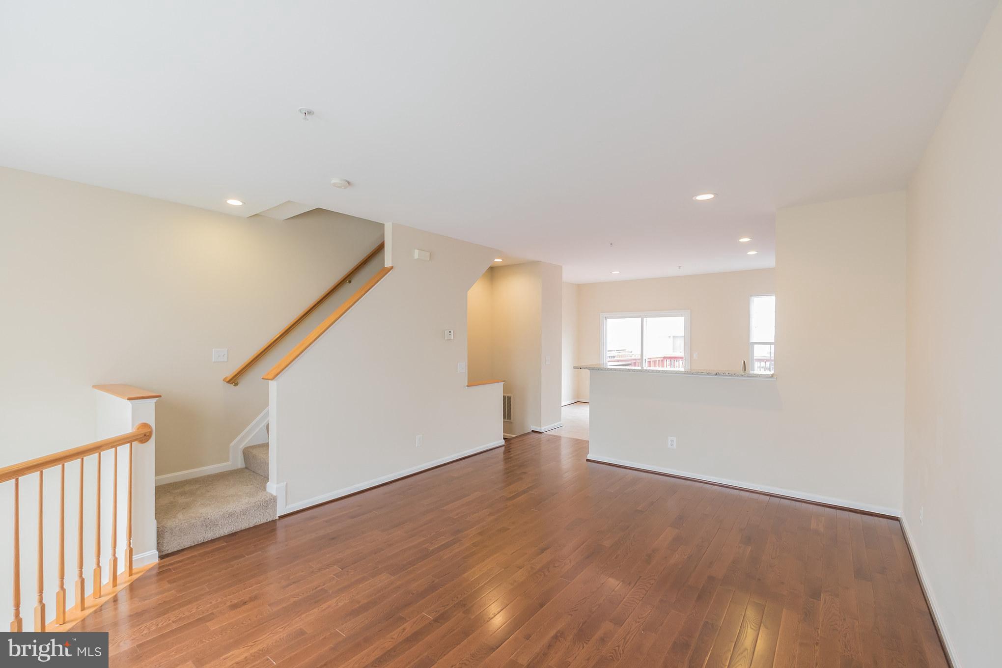4124 Cutty Sark Road Baltimore, MD 21220 - Photo 8 of 24 Living Room
