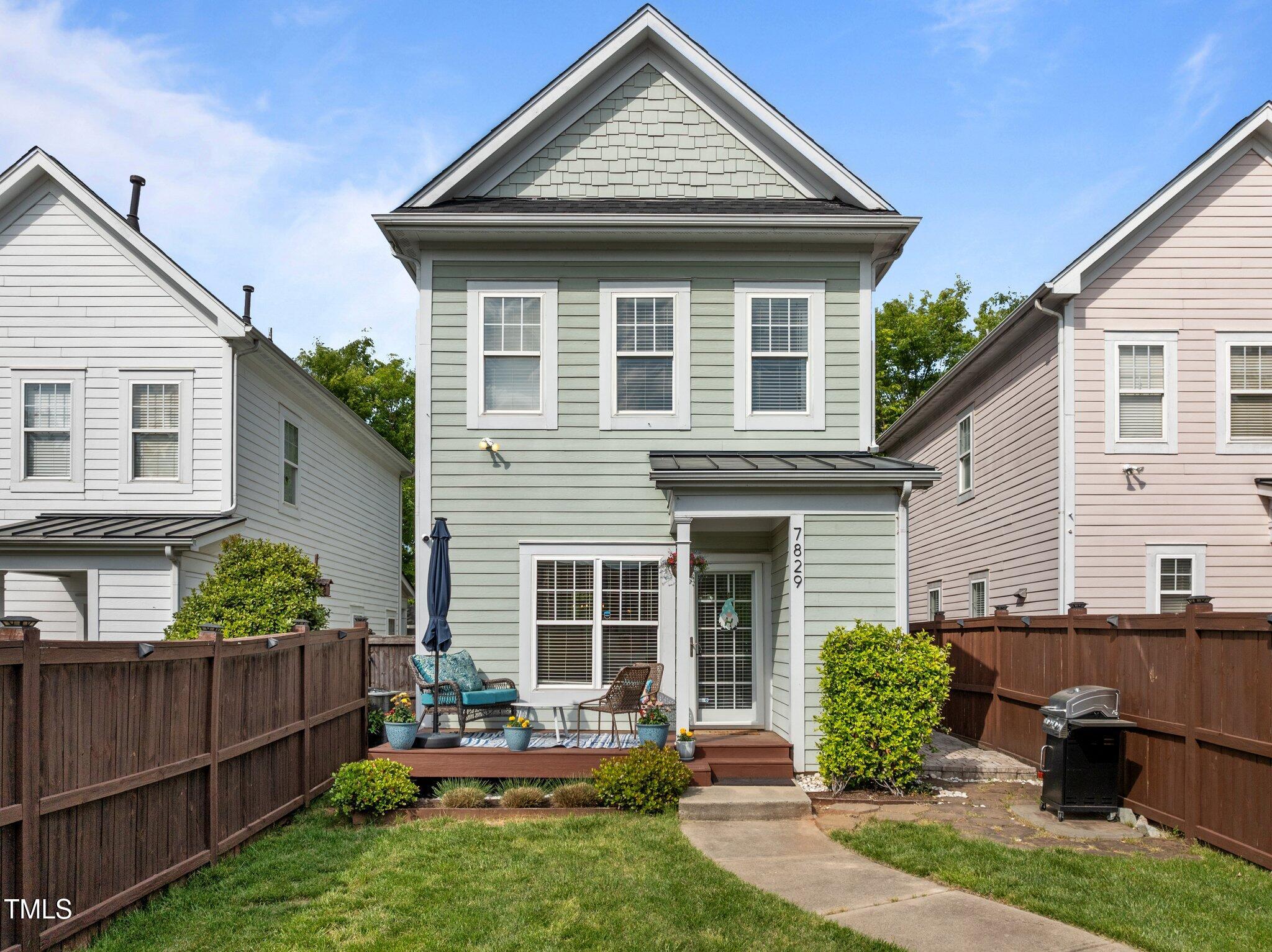 7829 ACC Boulevard Raleigh, NC 27617 - Photo 43 of 51 Rear Deck